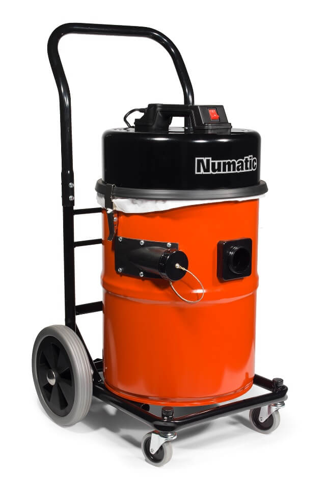 Numatic - 903348 - NV750-2.(NV750S).RED.BLACK.V17.240V.DAF. SPECIFICATION