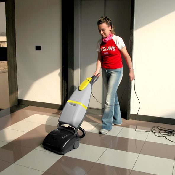 Lavor Pro Sprinter - Walk Behind Scrubber Dryer 240v - Ideal For Smaller Areas