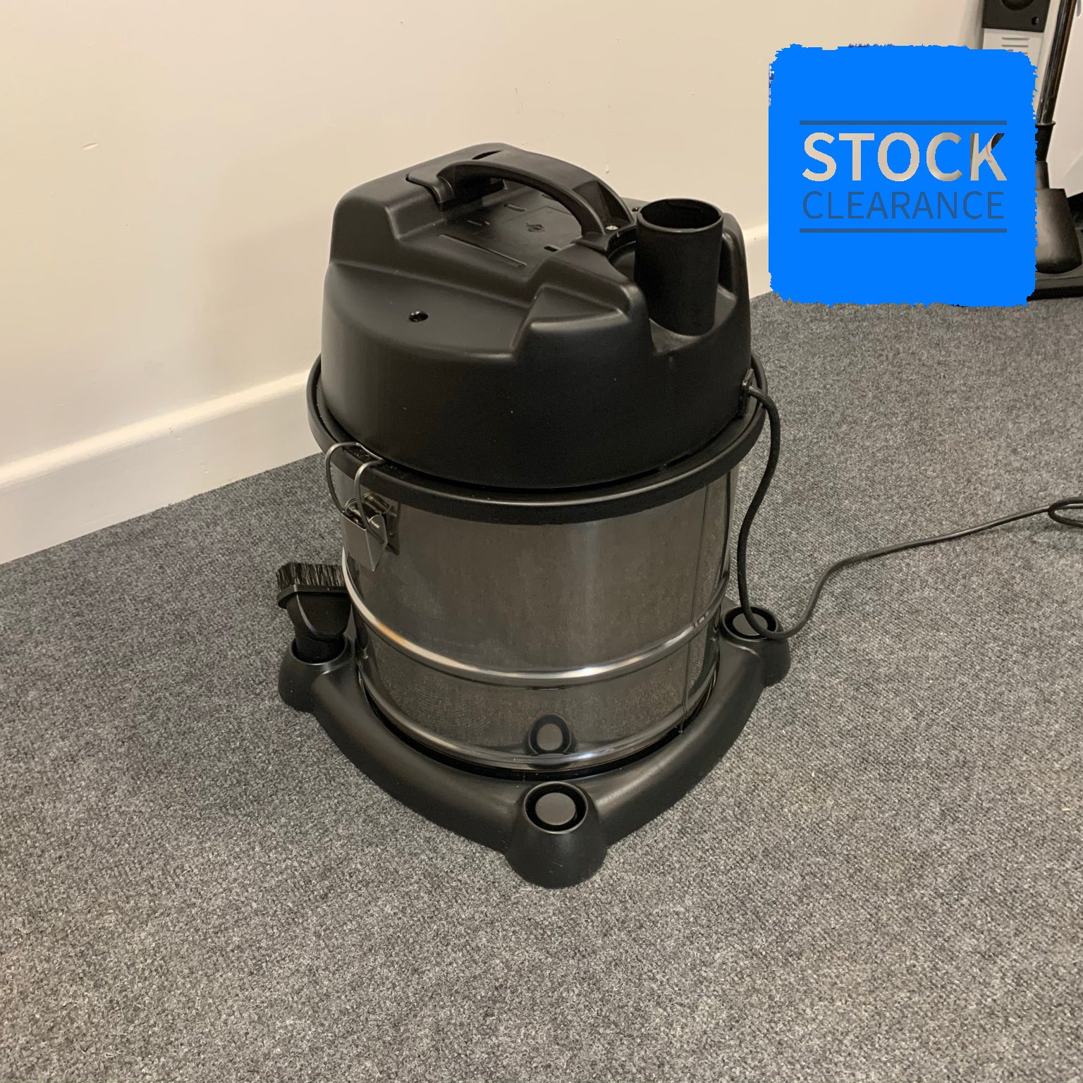 WL092 15l Wet And Dry Vacuum Cleaner 240v 1200w Stainless Steel - STOCK CLEARANCE